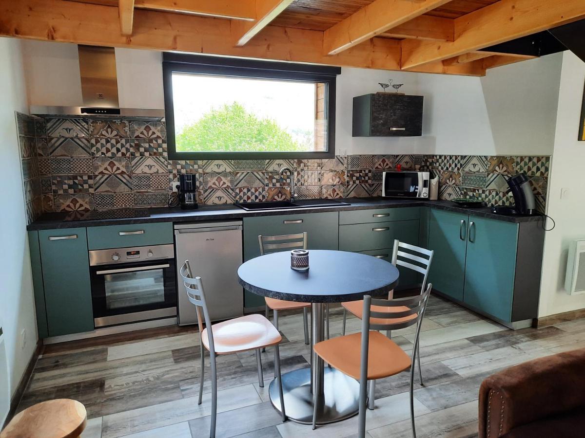 Chalet à L'orée du bois avec parking Tournavaux Extérieur photo