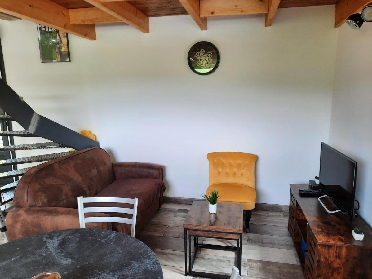 Chalet à L'orée du bois avec parking Tournavaux Extérieur photo